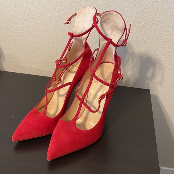 Louboutin Toerless Muse 38 Suede Red Triple Strap - Picture 3 of 9